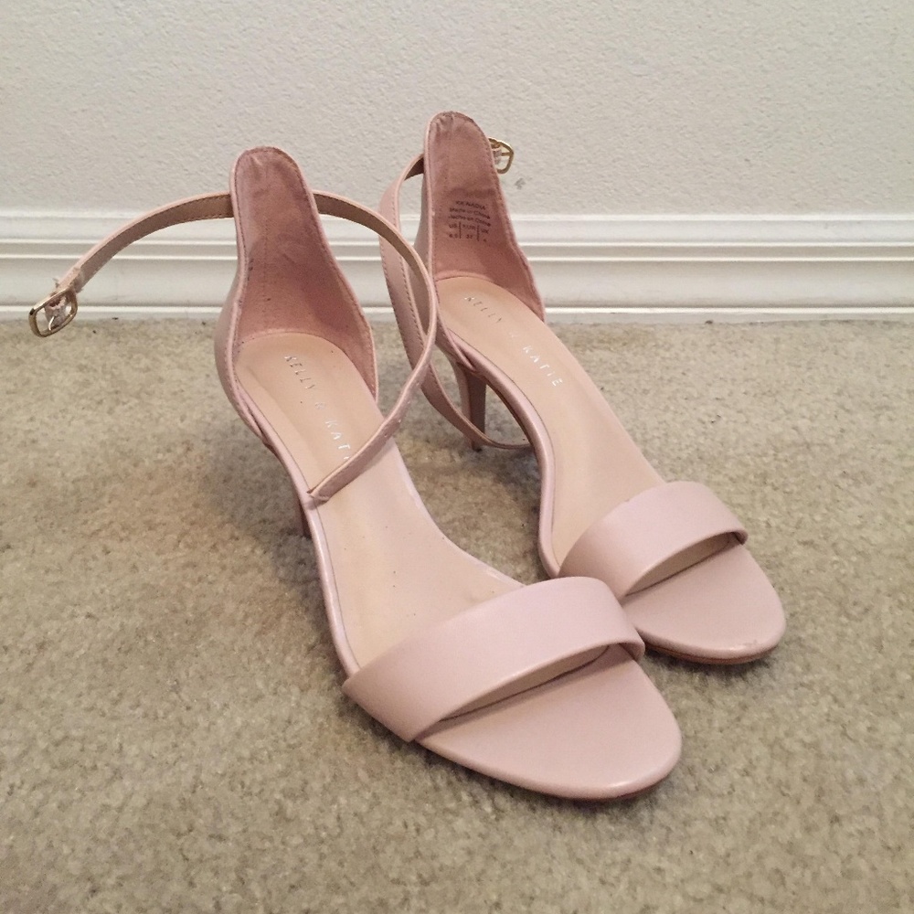 Nude Heels Size 6.5